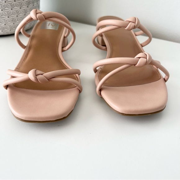 DV Dolce Vita Wisteria Double Knotted Band Slide Sandals Nude - Picture 7 of 10